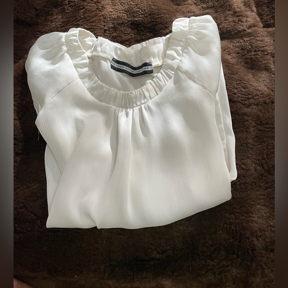 River Island Cream Silky Gorgeous Blouse - Picture 1 of 6